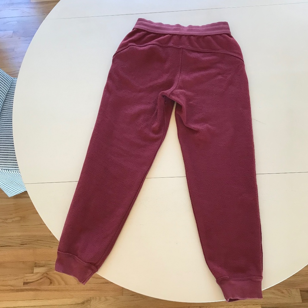 LULULEMON BURGUNDY HIGH RISE SCUBA JOGGER - Picture 7 of 9